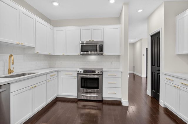 10530 Lake Vista Circle, Boca Raton, FL 33498