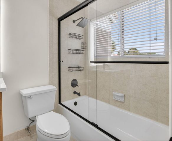 10530 Lake Vista Circle, Boca Raton, FL 33498