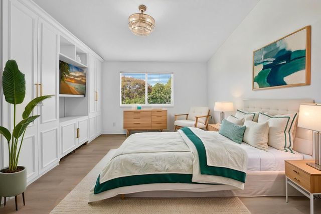 10530 Lake Vista Circle, Boca Raton, FL 33498