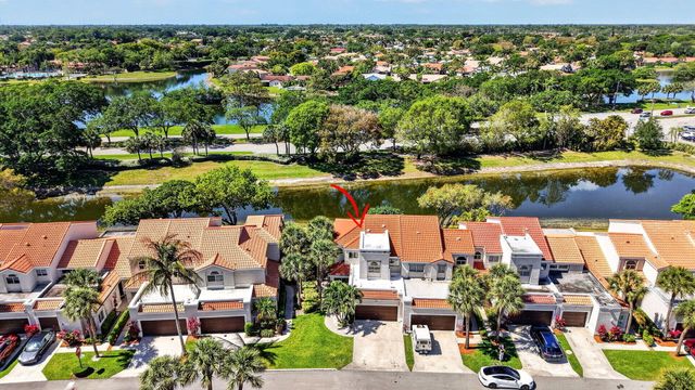 10530 Lake Vista Circle, Boca Raton, FL 33498
