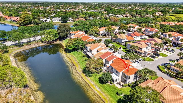 10530 Lake Vista Circle, Boca Raton, FL 33498