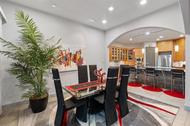 142 Creekwood E, Montgomery, TX 77356