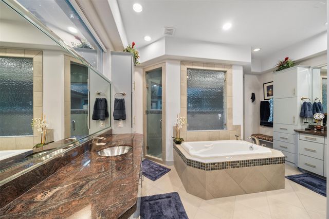 142 Creekwood E, Montgomery, TX 77356