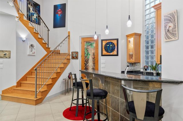 142 Creekwood E, Montgomery, TX 77356