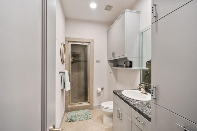 142 Creekwood E, Montgomery, TX 77356