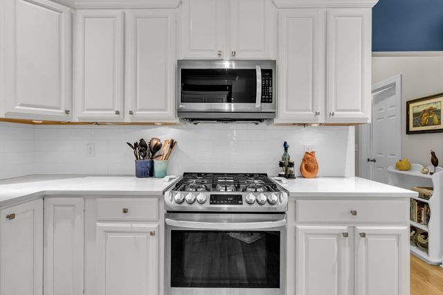 1676 Sewee Fort Road, Mount Pleasant, SC 29466