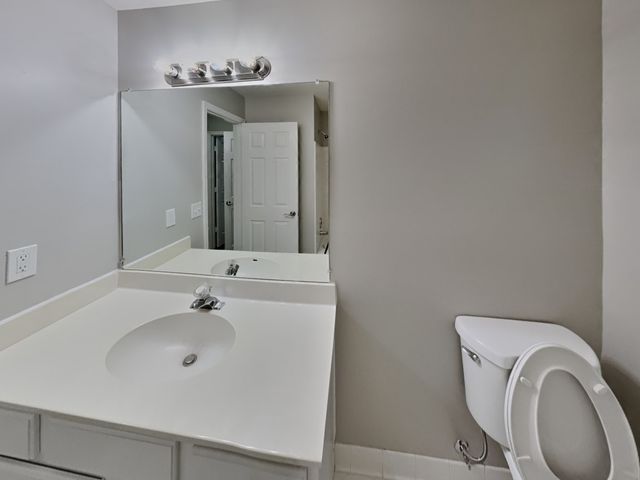 4981 Tulip Grove Ln, Hermitage, TN 37076