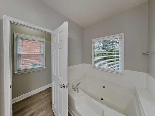 4981 Tulip Grove Ln, Hermitage, TN 37076