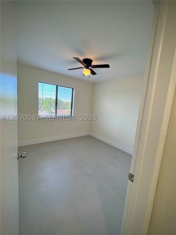 1530 SW 2nd St 405, Miami, FL 33135