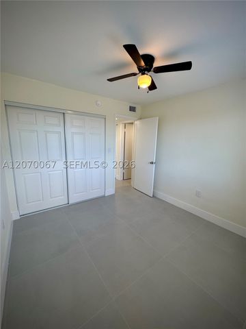 1530 SW 2nd St 405, Miami, FL 33135