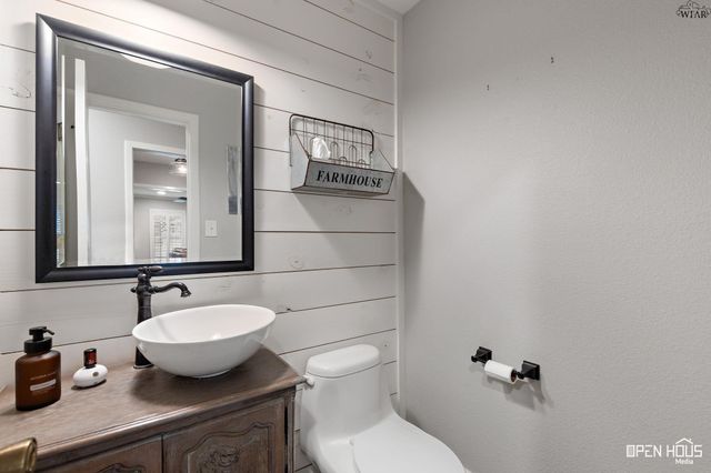 9040 POWELL ROAD, Wichita Falls, TX 76305