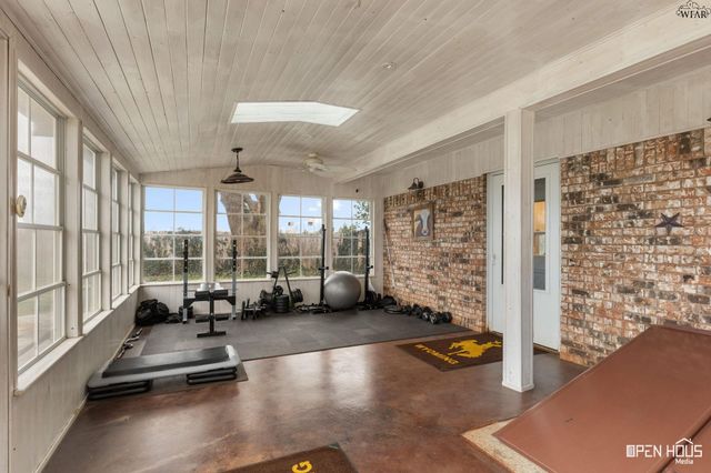 9040 POWELL ROAD, Wichita Falls, TX 76305