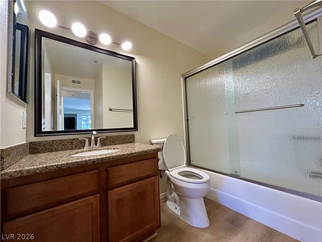 2101 Sealion Drive 205, Las Vegas, NV 89128