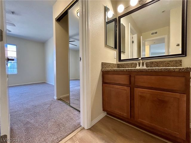 2101 Sealion Drive 205, Las Vegas, NV 89128