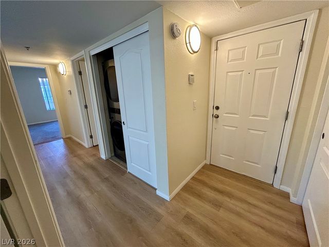 2101 Sealion Drive 205, Las Vegas, NV 89128