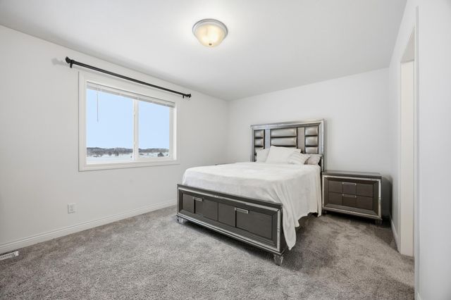 4766 34th Street S, Fargo, ND 58104