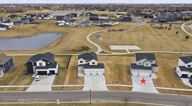 4766 34th Street S, Fargo, ND 58104