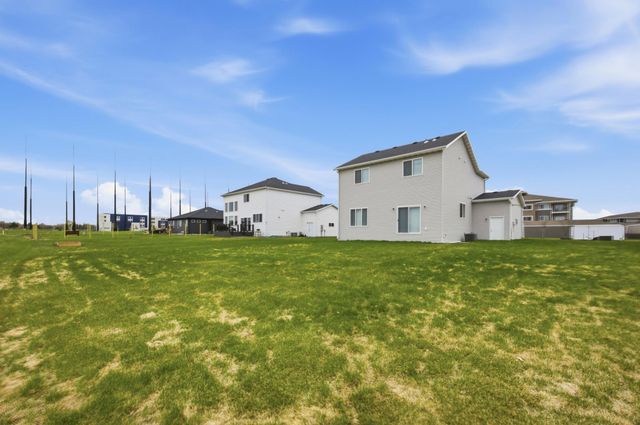 4766 34th Street S, Fargo, ND 58104