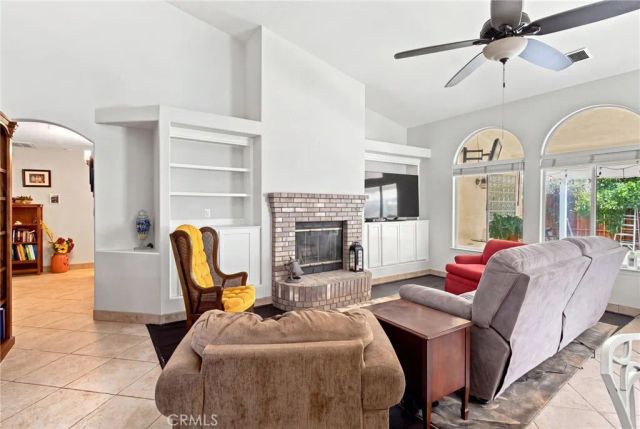 10019 Laurel Park, Bakersfield, CA 93312