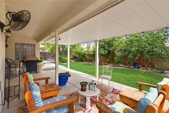 10019 Laurel Park, Bakersfield, CA 93312