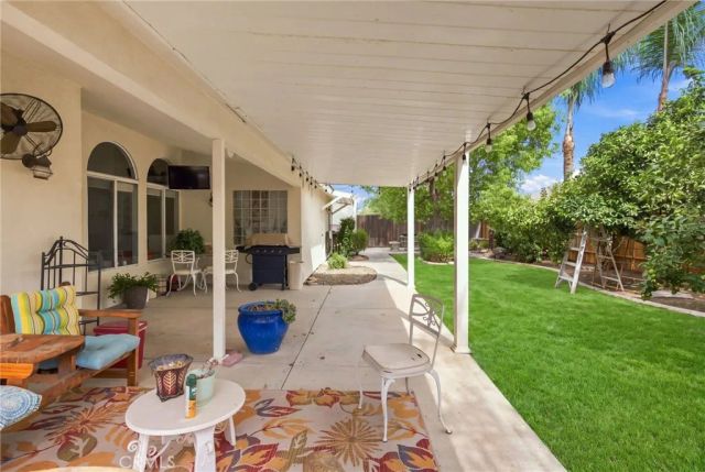 10019 Laurel Park, Bakersfield, CA 93312