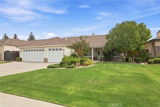 10019 Laurel Park, Bakersfield, CA 93312