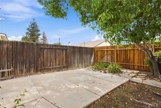 10019 Laurel Park, Bakersfield, CA 93312