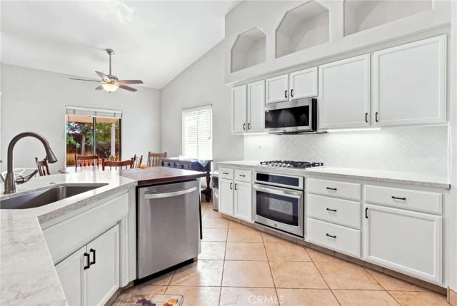10019 Laurel Park, Bakersfield, CA 93312