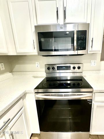 3429 W FRAKTUR Road, Phoenix, AZ 85041
