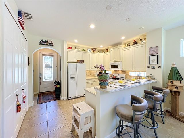 8290 BRIDGEPORT BAY, Mount Dora, FL 32757