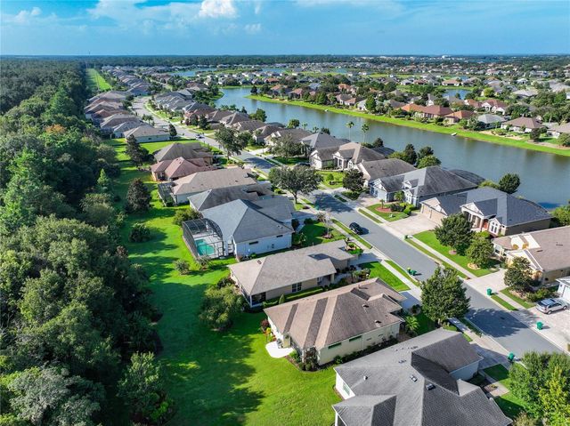 8290 BRIDGEPORT BAY, Mount Dora, FL 32757