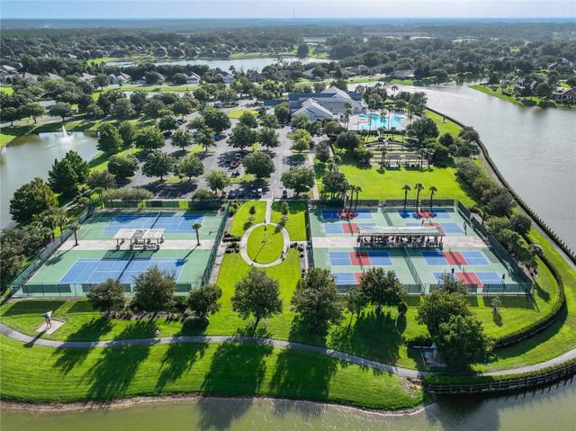 8290 BRIDGEPORT BAY, Mount Dora, FL 32757