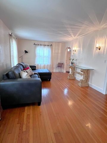 1100 Essex St, Lawrence, MA 01841