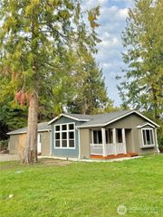 13 Loretta Lane, Port Hadlock, WA 98339