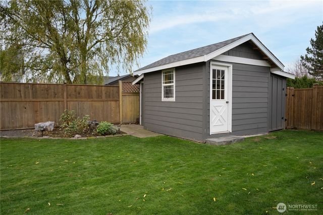 1251 Garden Circle, Lynden, WA 98264