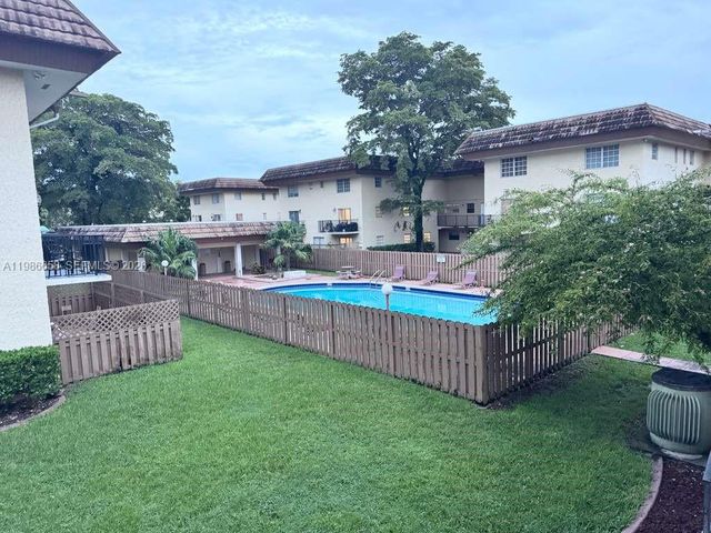 8500 SW 109th Ave 6-118, Miami, FL 33173