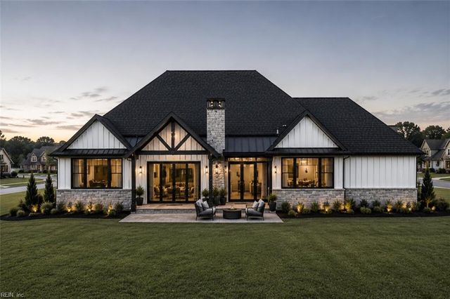 302 Muirfield, Smithfield, VA 23430