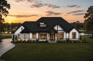 302 Muirfield, Smithfield, VA 23430
