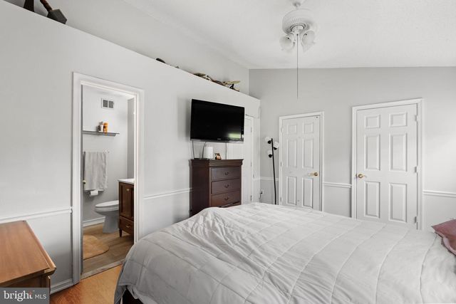 12118 WEDGEWAY PL, Fairfax, VA 22033