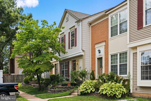 12118 WEDGEWAY PL, Fairfax, VA 22033