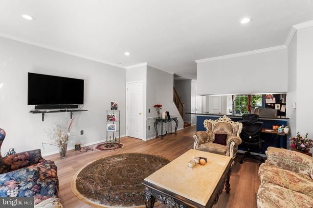 12118 WEDGEWAY PL, Fairfax, VA 22033