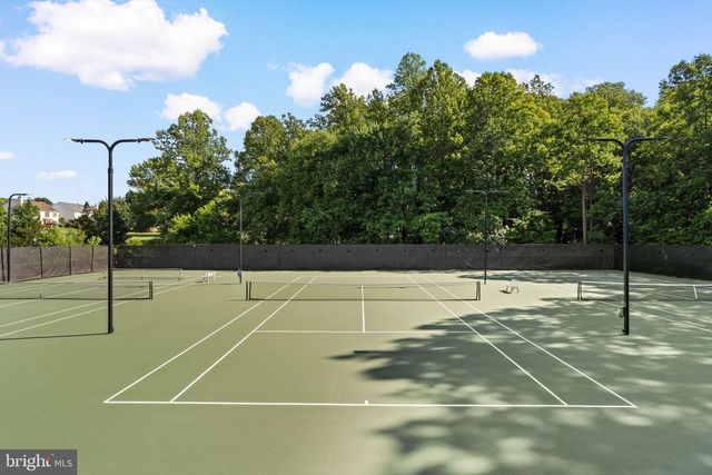 12118 WEDGEWAY PL, Fairfax, VA 22033