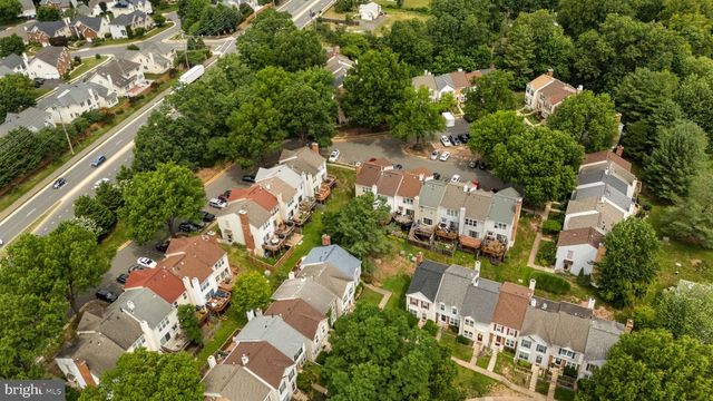 12118 WEDGEWAY PL, Fairfax, VA 22033