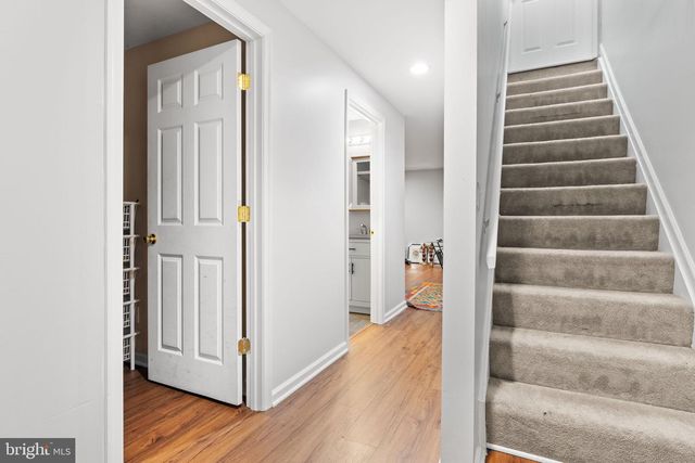 12118 WEDGEWAY PL, Fairfax, VA 22033