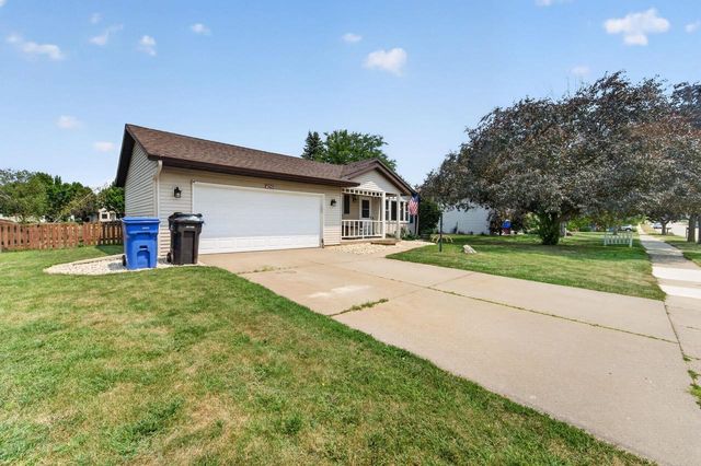 405 Lexington Drive, Waunakee, WI 53597