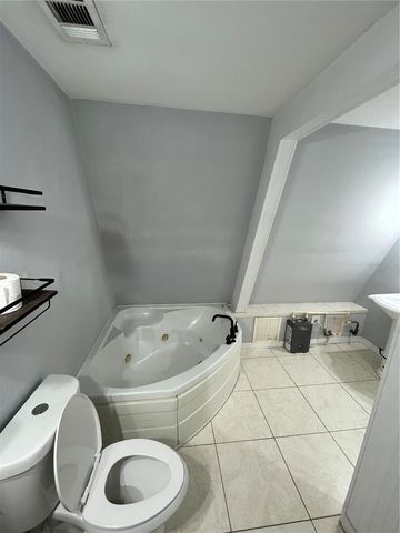 900 RIVERSIDE DRIVE, Tarpon Springs, FL 34689