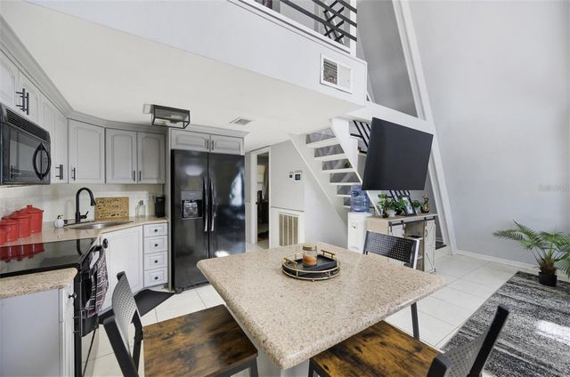 900 RIVERSIDE DRIVE, Tarpon Springs, FL 34689