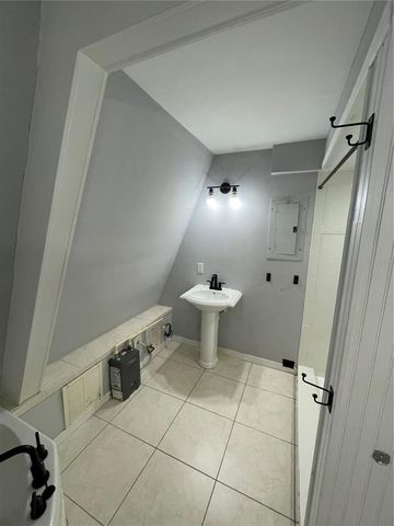 900 RIVERSIDE DRIVE, Tarpon Springs, FL 34689