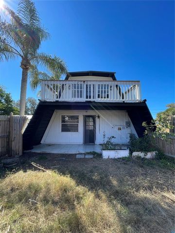 900 RIVERSIDE DRIVE, Tarpon Springs, FL 34689