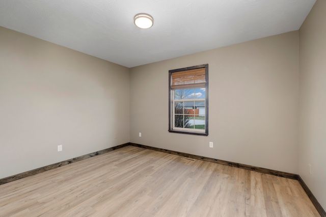 431 S Bernier Avenue, Springfield, MO 65802